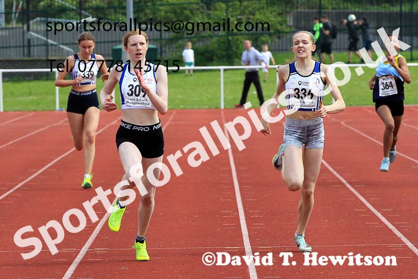 Girls Under-15s 300 metres, 2023 North Eastern Track and Field Champs., Middlesbrough Sports Village, Middlesbrough. Photo: David T. Hewitson/Sports for All Pics